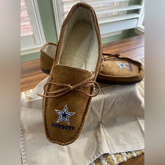 FOCO Dallas Cowboy’s Moccasin Slippers / Size Large = 11-12 size - Picture 3 of 9
